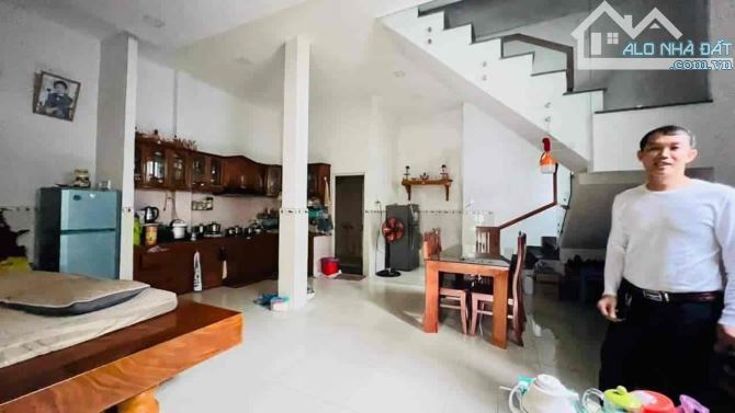 Nhà 2 tầng kiệt Lê Duẩn – diện tích 58m² – ngang 6.4m – gần mặt tiền g