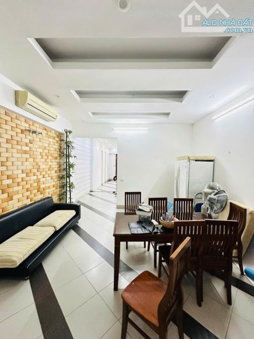 NHÀ SIÊU HIẾM PHỐ NGUYỄN KHUYẾN, VĂN QUÁN, HÀ ĐÔNG 69m2-4tầng-nhỉnh 17tỷ, Ô TÔ-KINH DOANH