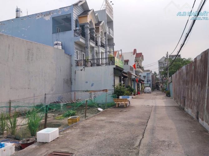 CHỈ CÒN 28tr/m2 – ĐẤT ĐẸP HÀ HUY GIÁP – 500M2 FULL THỔ CƯ – NGANG GẦN 10M,