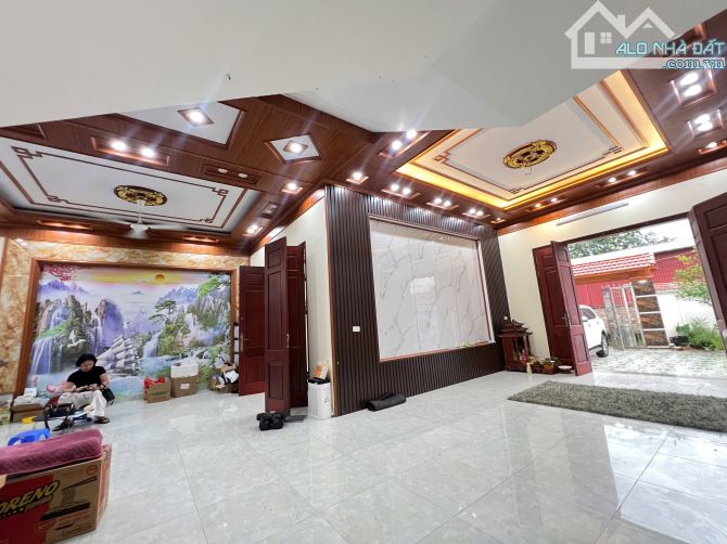 🏠 YÊN PHONG -BẮC NINH-DÂN XÂY 2 Ô TÔ VÀO NHÀ -DT :210 MÉT -GIÁ 6 TỶ NHỈNH