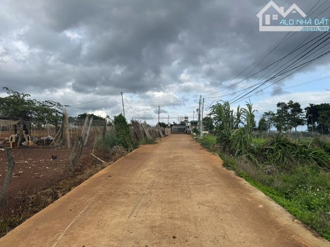 bán đất gần sân bay liên khuong dt 10x48m tc200m2 Giá 2,3ty Xây nghỉ dưỡng