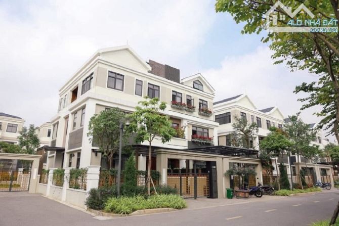 BÁN BT LIỀN KỀ STARLAKE, TÂY HỒ TÂY, 140M2, 4TẦNG, 2 THOÁNG, FULL NỘI THẤT, HẠ CHÀO 3.5TỶ