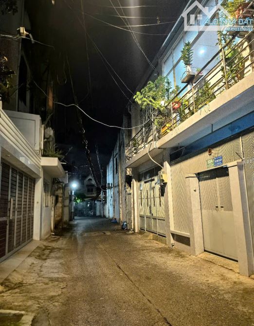 SIÊU HIẾM! NHÀ 200M² – HẺM XE HƠI – GẦN PHẠM VĂN ĐỒNG – GIÁ CHỈ 16 TỶ!