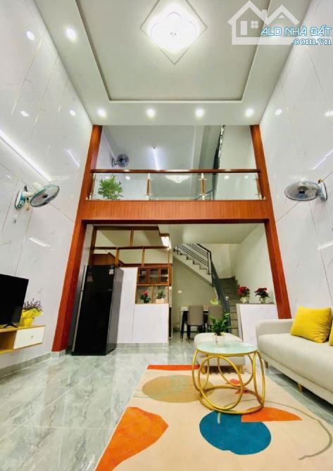 Bán Nhà HXH 7 Chỗ - 3 Gác Chạy Thông Hẻm Dương Thị Mười, Quận 12 - Nhà Đẹp Ở Ngay