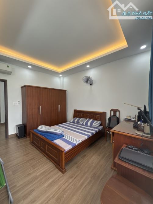 Cách MẶT TIỀN Nguyễn Văn Khối 15m; 105m2 (4PN) NGANG nhà 6m NỞ HẬU; sát bên Làng Hoa - 4