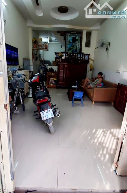 Bán nhà Lê Cơ 2 tầng 4x14m sổ vuông vức, nhỉnh 5 tỷ - 1
