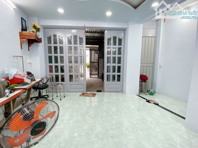 Bình Tân, An Lac, Mặt tiền kinh doanh, Nhà đẹp 2 tầng, 100m2, giá rẻ - 1