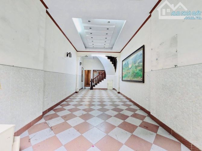 Bán nhà phố Lê Trọng Tấn, Thanh Xuân, phân lô ô tô tránh, kinh doanh, ô chờ thang máy - 1