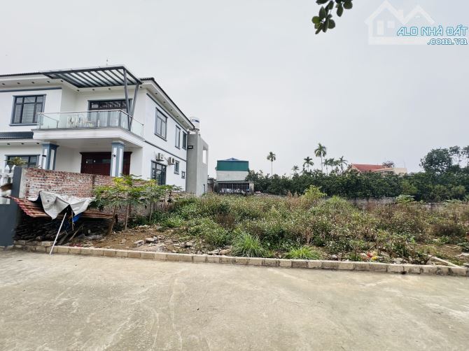 GẦN  200M2 MT 10M NỞ HẬU ĐIỂM CUỐI GA METRO SỐ 5 - 1