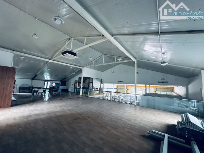 Cho thuê 500/700m2 kho đẹp , đã hạ trần, có điều hòa âm trần - 1