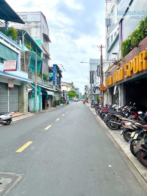 NGAY MẶT TIỀN ĐƯỜNG LỚN 16m  PHƯỜNG 2 TÂN BÌNH - 1