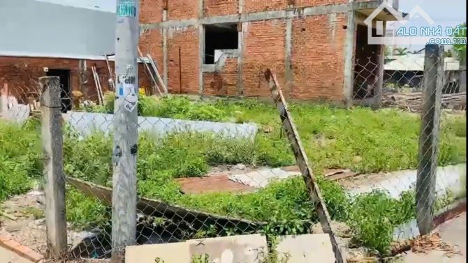 Thủ Đức bán lô đất diện tích 450m2 ngang 23m gần KDT Vạn Phúc giá 16.9ty - 1