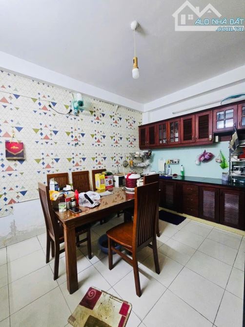 BÁN NHÀ ĐỒNG ĐEN, KHU VIP BÀU CÁT - 4 TẦNG, 78M2, NGANG GẦN 5M, HẺM XE HƠI THÔNG - HƠN 12T - 1