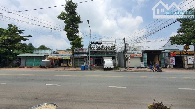 Nhà mặt tiền Bùi Thị Xuân, ngay ngã tư Bình Trị, 182m ngang 5,2m thổ cư 117m, 399 Dĩ An - 1