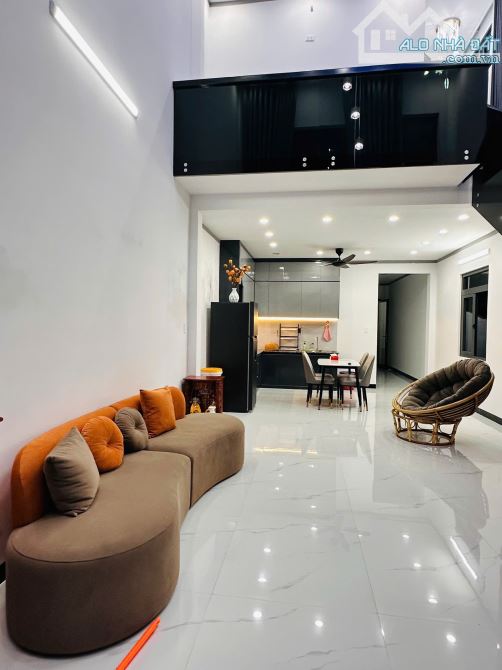 Bán nhà góc 2 mặt tiền Bình  Hòa - Vĩnh Cửu  + giá bán: 3 tỷ 750 + pháp lý: sổ riêng, thổ - 1
