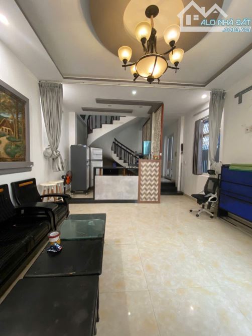 Cần bán Lô góc 3 tầng ô tô vào nhà Nguyễn Tất Thành Hải Châu ĐN-94m2-6.5 tỷ tl - 1