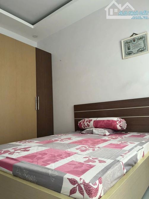 Bán đất tặng nhà chiều ngang 7,2m đường Lê chân rộng 11,5m cách biển 2km giá 100triệu/1m2 - 1