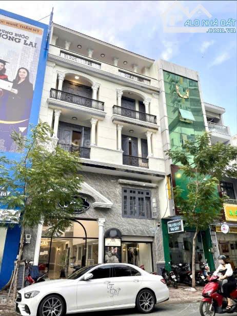Mặt tiền Trần Quang Diệu, Quận 3. 180m2 (7.5 x 20; Nở hậu 11m). XD Hầm 7 Tầng. Giá chỉ 56 - 1