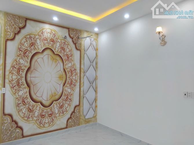 Bán nhà Cần Giuộc, đường Tám Tiên, 116m2, 1 lầu, siêu phẩm sát Bình Chánh  dưới 3 tỷ - 1