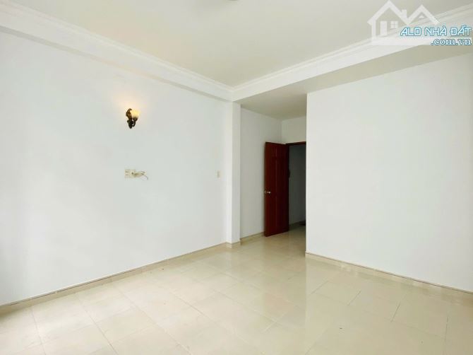 Bán nhà Nguyễn Văn Khối, phường 8, Gò Vấp, 4 tầng, 3 phòng ngủ, chỉ 5 tỷ 380 - 1