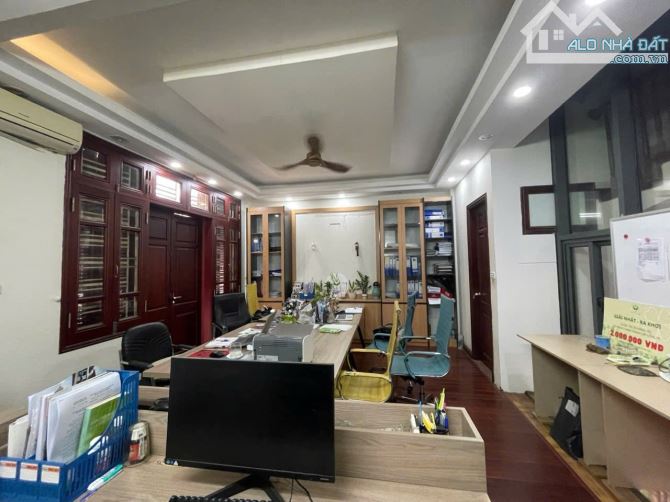Bán nhà phố Lê Trọng Tấn, Thanh Xuân 56m, 3 tầng, mt 4.2m. Giá: 19 tỷ - 1