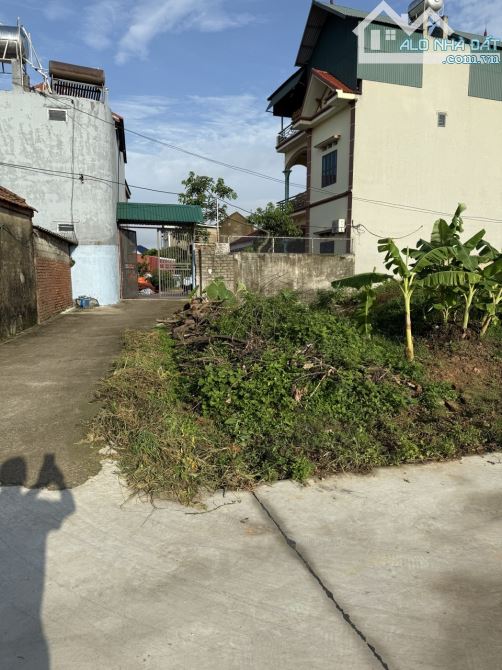 Bán Đất Đức Giang, Yên Dũng, Bắc Giang. 93m2- Mt 7m ( Lô Góc). Giá 860 triệu - 1