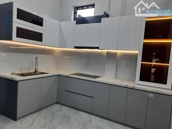 Nhà mới vào ở ngay tại ngã 3 Bắc Lý, vị trí trung tâm, ngõ oto thông - 1