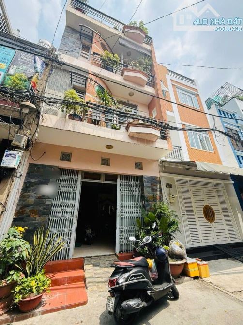 Bán nhà hẻm xe hơi Lạc Long Quân 51m2 NGANG 4.9m 4 tầng 4PN chỉ 7.9 tỷ - 1