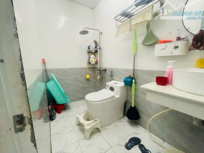 BÁN ĐẤT TẶNG NHÀ 2 TẦNG MẶT TIỀN KD HỒ ĐẮC DI_DT 100M2_NGANG 5M_GẦN CHỢ_CHỈ 8.6 TỶ - 1