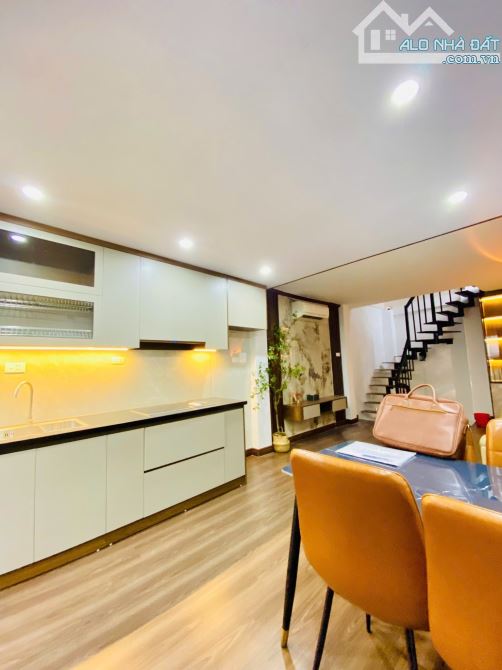 Mặt ngõ Thái Hà, ô tô tránh, vỉa hè KD, ngõ nông, thông, DT 45m2*6T, chỉ 12,5 tỷ - 1