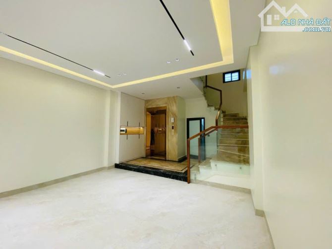 Bán nhà phố Trần Khát Chân ngõ Oto tránh DT 72m2 6 Tầng Thang máy Giá đầu tư 16 tỷ (CTL) - 1