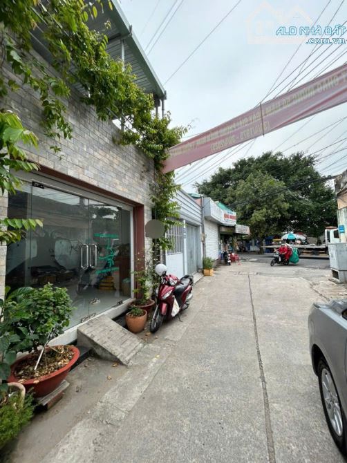 HẺM XE HƠI TRÁNH -  DT 73M2 (Ngang 5.2m) - GẦN MẶT TIỀN TRẦN NÃO, QUẬN 2 - 1