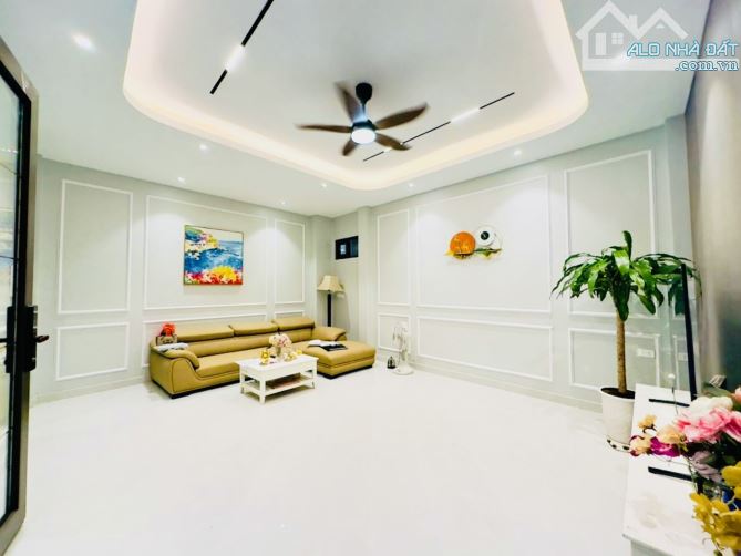 BÁN NHÀ PHỐ MINH KHAI -Q. HBT - 5 TẦNG TM - MỚI ĐẸP TINH KHÔI- 5m RA PHỐ - 50m2 - 12.6 TỶ - 1