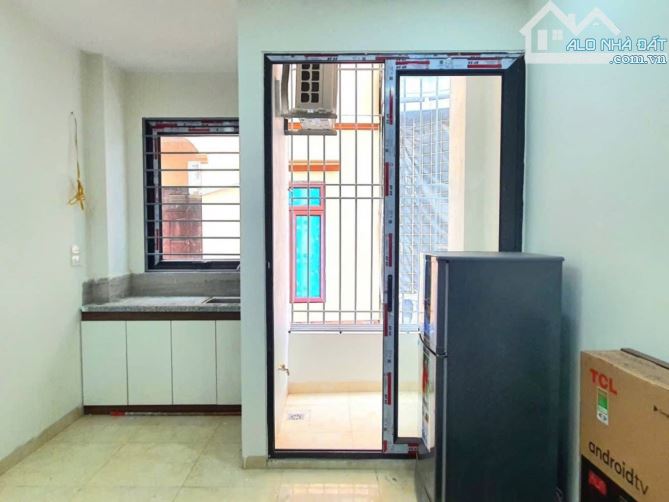 TOÀ NHÀ CĂN HỘ DỊCH VỤ 100M2, 8 TẦNG THANG MÁY 30 PHÒNG CHO THUÊ, DÒNG TIỀN 1.5 TỶ/NĂM - 1