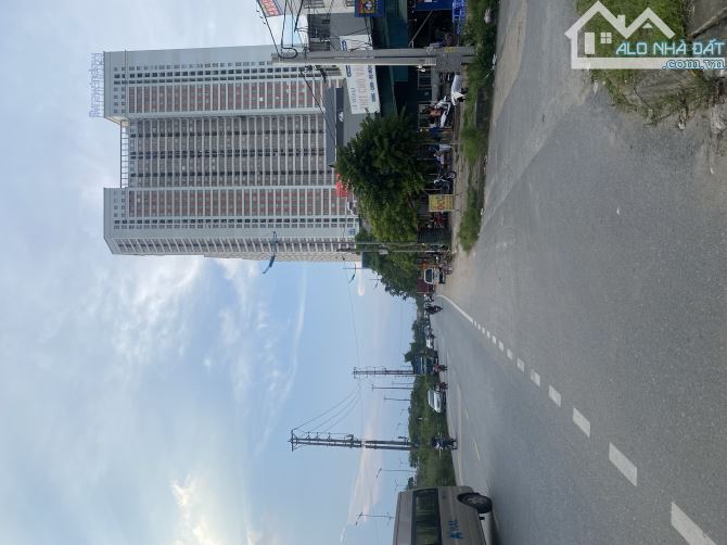 MAI LÂM, CẦU ĐÔNG TRÙ CÁCH 500m, Ô TÔ ĐỖ CỔNG xuýt 50m2, loanh quanh 3 T.Ỷ - 1