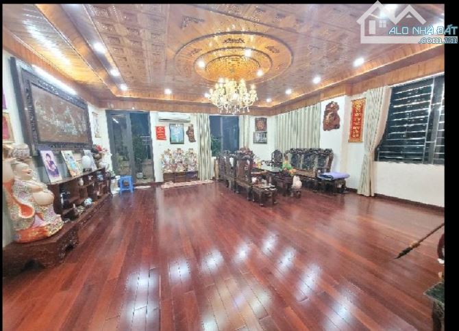65 Tỷ/ 9 Tầng / 10 M tiền/ 180/200 M2 / Phân Lô Vỉa hè / Tân Triều - 1