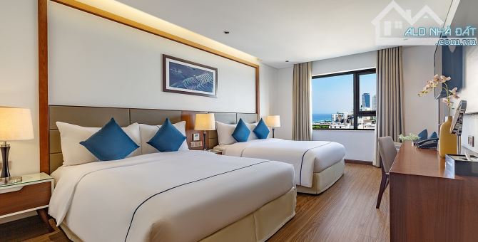 Bán khách sạn 4 sao chuẩn, 100 phòng biển Mỹ Khuê. - 1