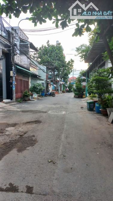 Bán đất Hương Lộ 80 gần khu CN Vĩnh Lộc hẻm 6m khu VIP nhà lầu 96m2 Nhỉnh 5 tỷ - 1