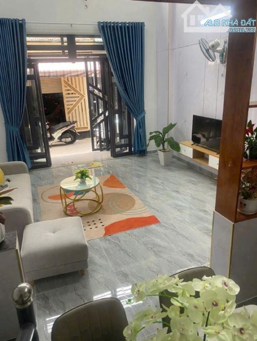 Bán Nhà HXH 7 Chỗ - 3 Gác Chạy Thông Hẻm Dương Thị Mười, Quận 12 - Nhà Đẹp Ở Ngay - 1