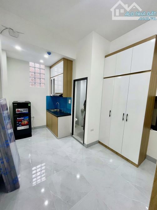 CCMN TRUNG KÍNH – 64M² – 7 TẦNG – 15 PHÒNG – NGÕ THÔNG – Ô TÔ 20M – PCCC ĐẦY ĐỦ – 70TR/TH - 2