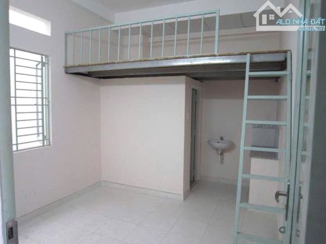 Nhà 3 Tầng Mặt tiền đường 12m NGUYỄN THỊ ĐẶNG, Hiệp Thành, Q12 - Dt 232m (5.5x43). - 2