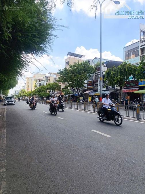 Góc 2 MTKD Nguyễn Văn Luông (6*14m, nở 10m,3 lầu), P12, Quận 6, chỉ 25 tỷ TL - 2