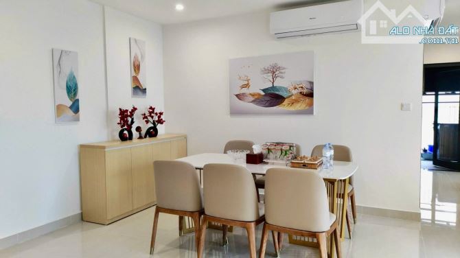 BÁN CĂN GÓC CHUNG CƯ CAO CẤP TSQ EUROLAND 150m2, 3pn, 8.8 tỷ - FULL NỘI THẤT SANG XỊN MỊN - 2