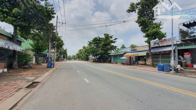 Nhà mặt tiền Bùi Thị Xuân, ngay ngã tư Bình Trị, 182m ngang 5,2m thổ cư 117m, 399 Dĩ An - 2