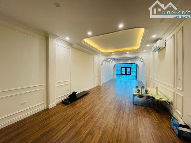 Mặt Phố Hoàng Ngân KD 90Tr/Tháng, 2 Mặt Thoáng Trước Sau, DT 87M 6T MT 4.6M Giá 42.9tỷ. - 2