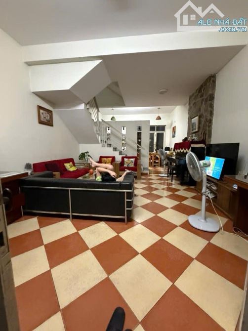 CẦN BÁN GẤP NHÀ SIÊU ĐẸP 4T DT 70M2 MT 5M ÔTÔ LÙI CỔNG 3 BƯỚC RA MP XUÂN ĐỈNH TỪ LIÊM 15TỶ - 2