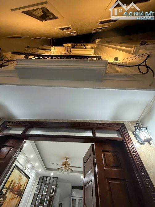 BÁN NHÀ FULL NỘI THẤT TẠI PHỐ VĂN HỘI - ĐỨC THẮNG - 43M2, 6 TẦNG, MT 3,4M - GIÁ 6,9 TỶ - 2