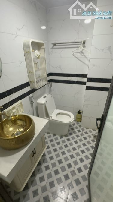 Cho thuê nhà riêng 4 tầng đủ tiện nghi ngõ chợ Khâm Thiên, Đê La Thành - 2