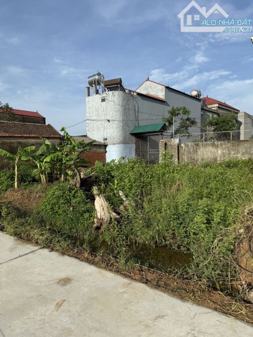 Bán Đất Đức Giang, Yên Dũng, Bắc Giang. 93m2- Mt 7m ( Lô Góc). Giá 860 triệu - 2