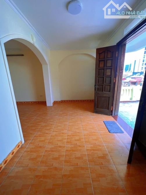 LÔ GÓC TÂY SƠN - Ô TÔ TRÁNH KINH DOANH - 65M - 18 TỶ - 2